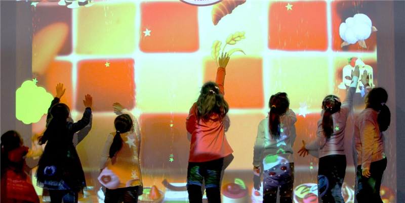 展廳設計中互動墻投影的優(yōu)勢插圖(1)