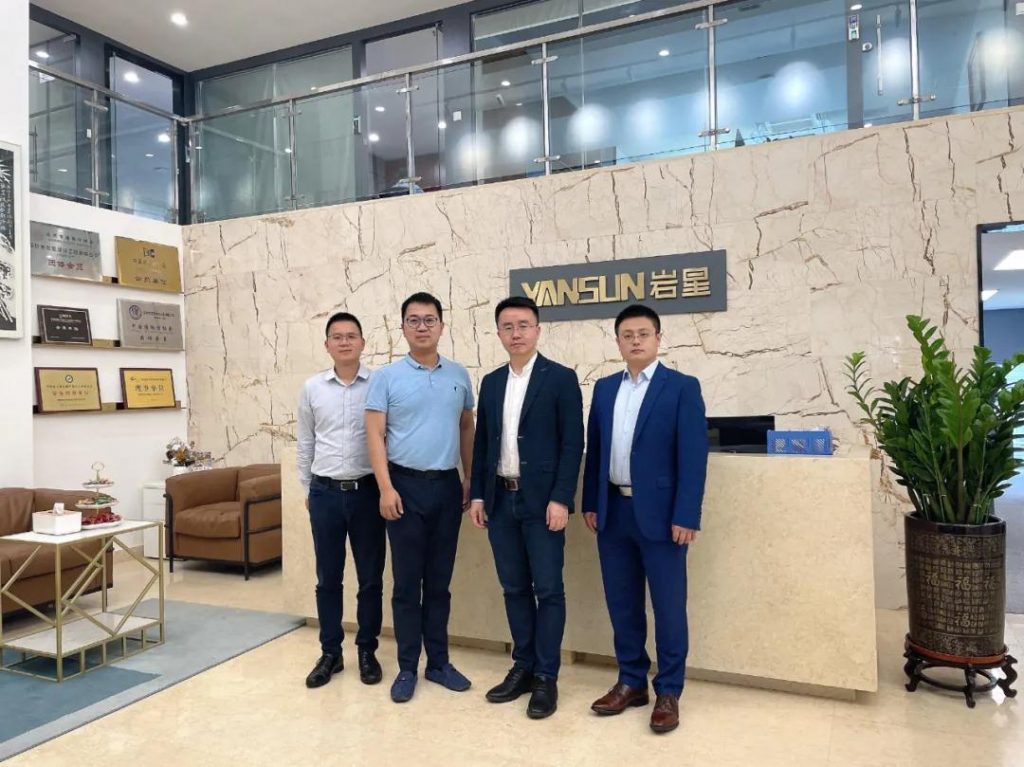 巖星之聲 | 京東方科技集團(tuán)股份有限公司副總裁原烽一行來訪深圳巖星插圖